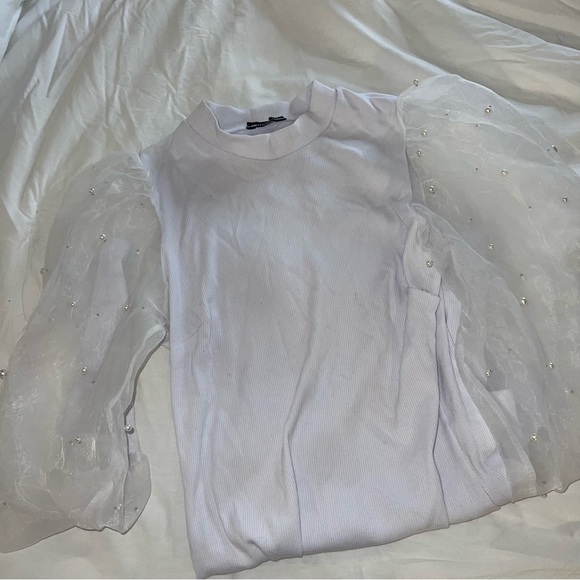PRETTY LITTLE THING WHITE SHEER PEARL TOP - Picture 4 of 6